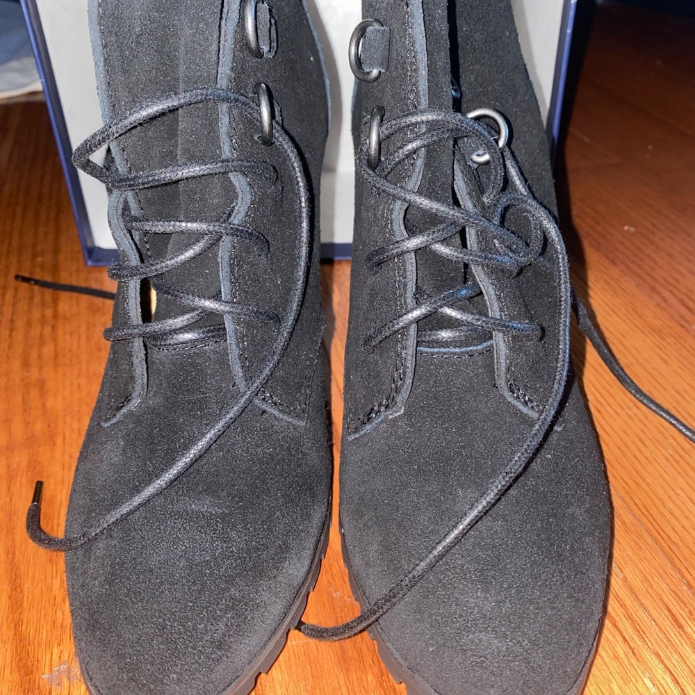 NWT splendid black lace up wedges